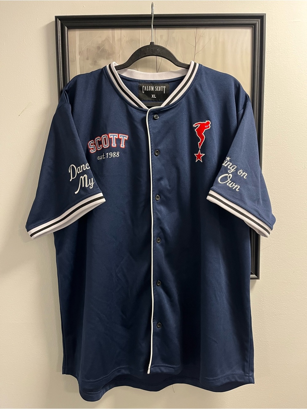 CALUM SCOTT 'DANCING ON MY OWN' PREMIUM NAVY BASEBALL JERSEY